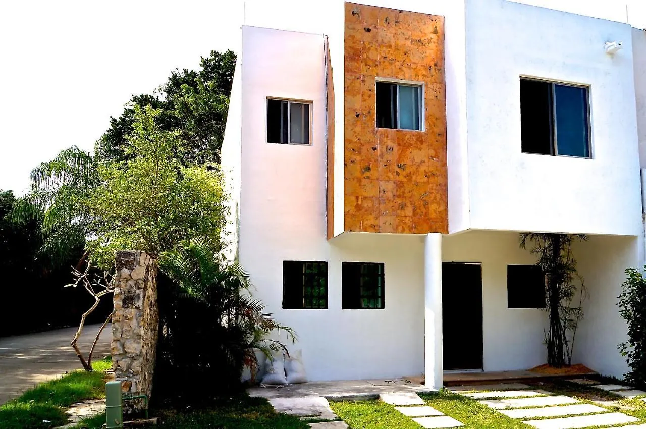 Villa Selvatica Con Piscina Privada En Playa Del Carmen Mexico